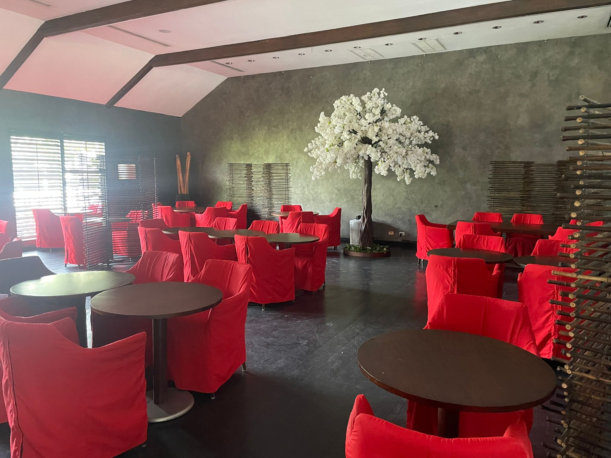 Dine in Antigua